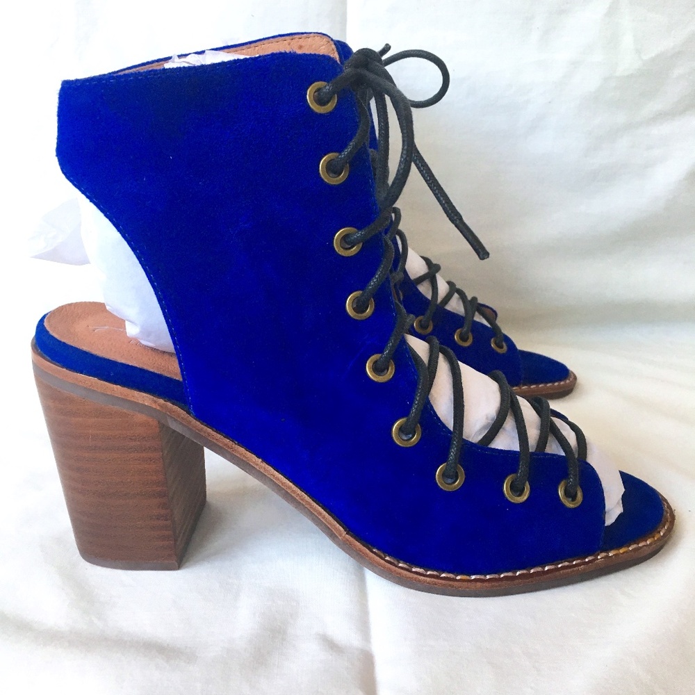Free People Jeffrey Campbell lace up sandal size 8 cobalt blue